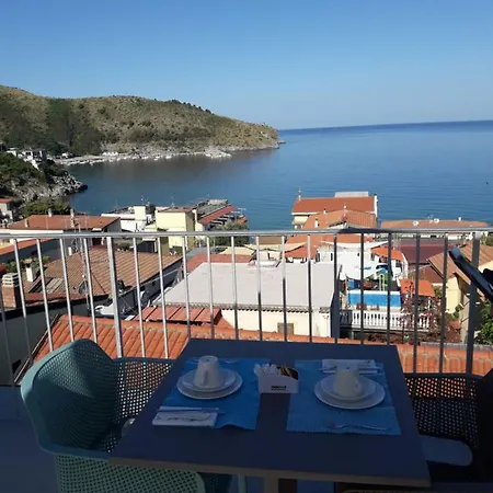 Degli Aranci Bed & Breakfast