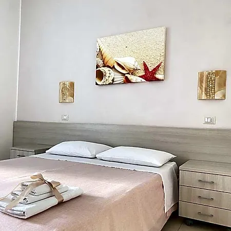 Degli Aranci Bed & Breakfast